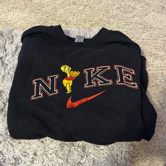 nike hoodie - Picture 1 of 2